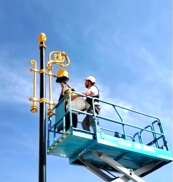 Restauración farolas de la puerta del príncipe del Palacio Real de Madrid por Proiescon